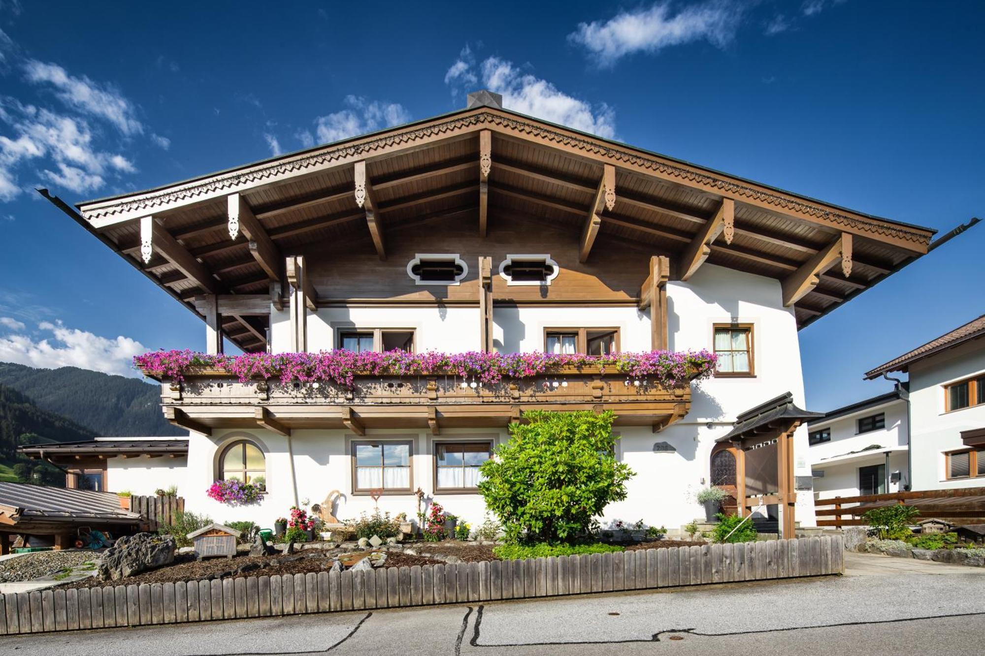 Gaestehaus Stotter Neukirchen am Großvenediger Eksteriør billede